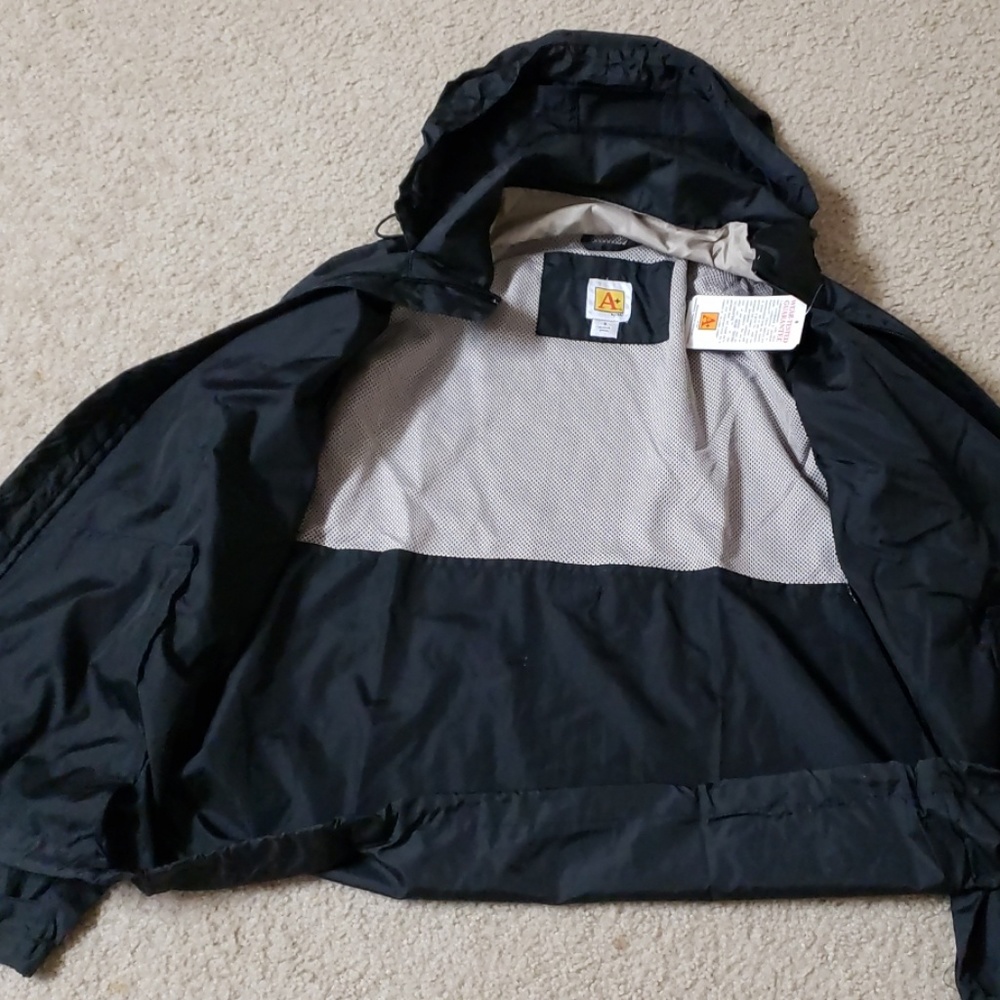 Jacket - Picture 2 of 3